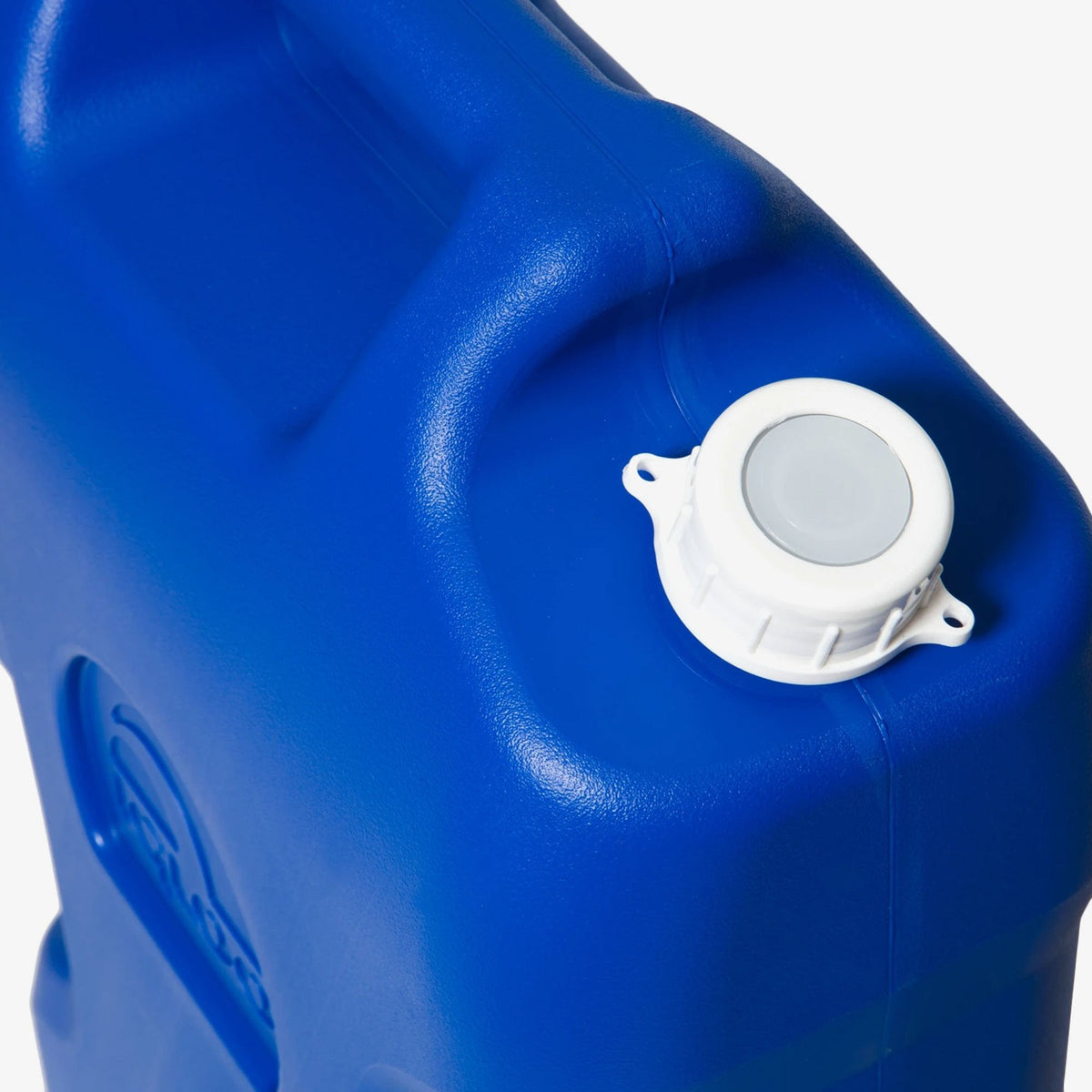 6-gallon-water-container-p7 42154-6-gallon-water-container-ii-majestic-blue-top.jpg
